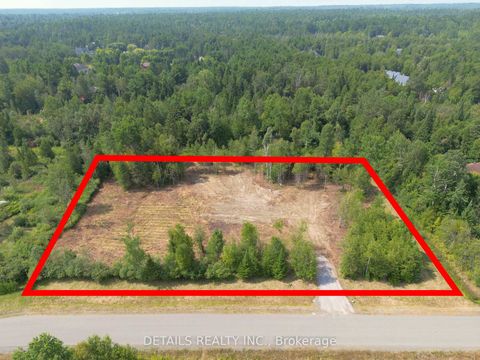 Photo 1 at 127 Gentry Road, Huntley Ward (South West), Carp