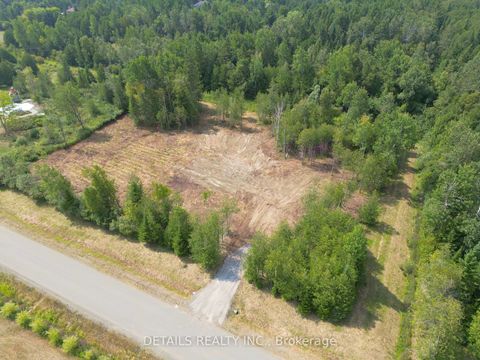 Photo 2 at 127 Gentry Road, Huntley Ward (South West), Carp