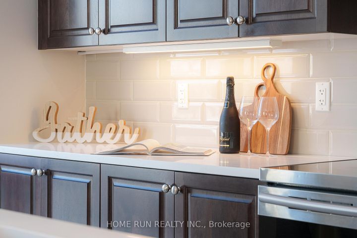 Photo 17 at 531 Lilith Street, Nepean (Heritage Park), Ottawa