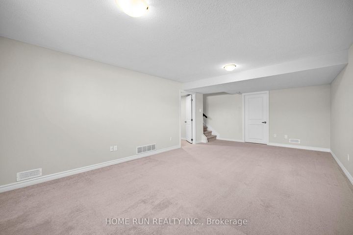 Photo 37 at 531 Lilith Street, Nepean (Heritage Park), Ottawa