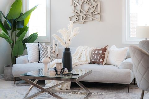 Photo 10 at 531 Lilith Street, Nepean (Heritage Park), Ottawa