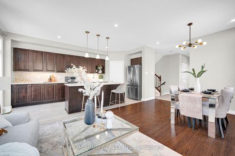 Photo 12 at 531 Lilith Street, Nepean (Heritage Park), Ottawa