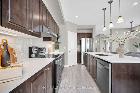 Photo 15 at 531 Lilith Street, Nepean (Heritage Park), Ottawa