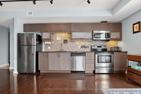 Photo 3 at 806 - 179 Metcalfe Street, Ottawa Centre