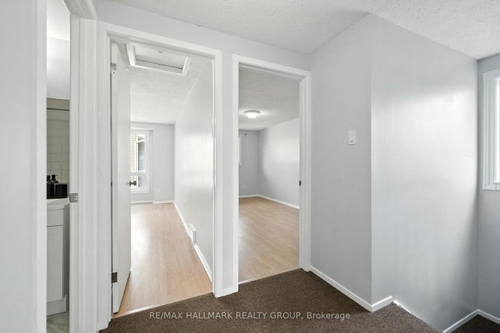 Photo 18 at 55 Fair Oaks Crescent, Nepean (Craig Henry/Woodvale), Ottawa