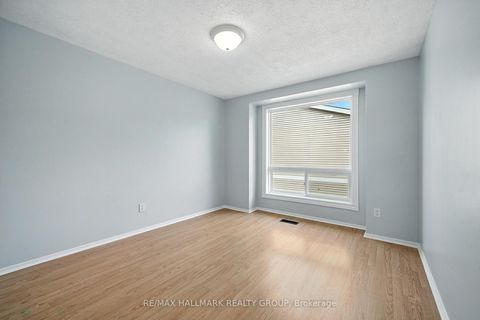 Photo 19 at 55 Fair Oaks Crescent, Nepean (Craig Henry/Woodvale), Ottawa