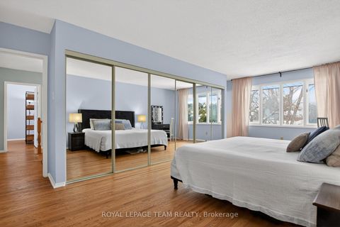 Photo 4 at 18 Pentland Crescent, Beaverbrook, Kanata