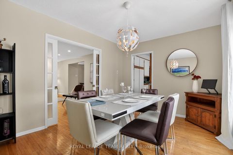 Photo 12 at 18 Pentland Crescent, Beaverbrook, Kanata