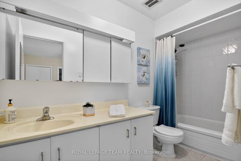 Photo 37 at 18 Pentland Crescent, Beaverbrook, Kanata