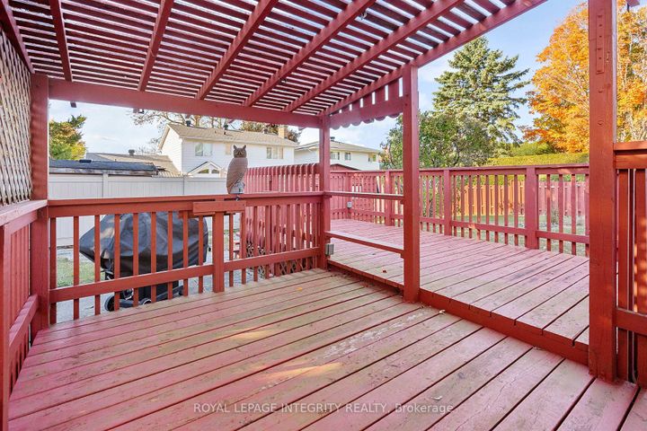 Photo 34 at 12 Wynford Avenue, Nepean (Craig Henry/Woodvale), Ottawa