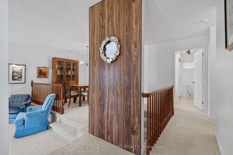 Photo 4 at 12 Wynford Avenue, Nepean (Craig Henry/Woodvale), Ottawa