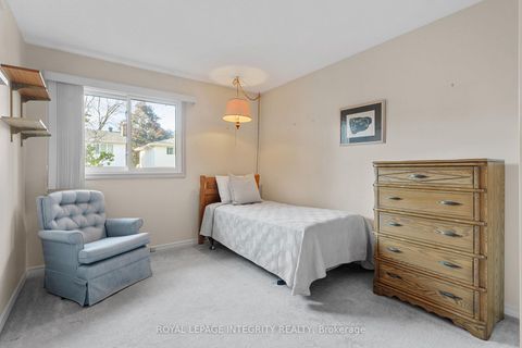 Photo 17 at 12 Wynford Avenue, Nepean (Craig Henry/Woodvale), Ottawa