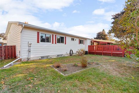 Photo 39 at 12 Wynford Avenue, Nepean (Craig Henry/Woodvale), Ottawa