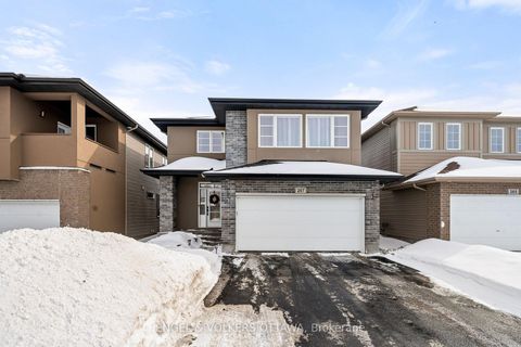 Photo 0 at 267 Sceptre Way, Emerald Meadows/Trailwest, Kanata