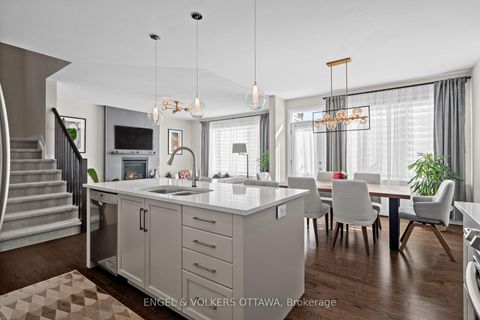 Photo 8 at 267 Sceptre Way, Emerald Meadows/Trailwest, Kanata