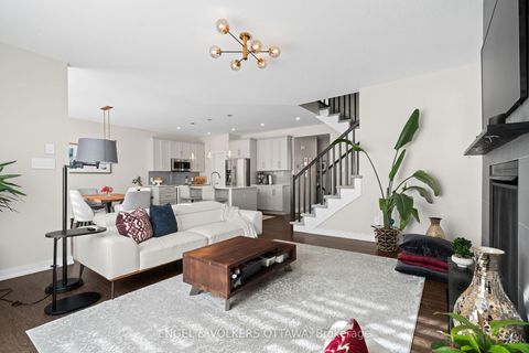 Photo 17 at 267 Sceptre Way, Emerald Meadows/Trailwest, Kanata