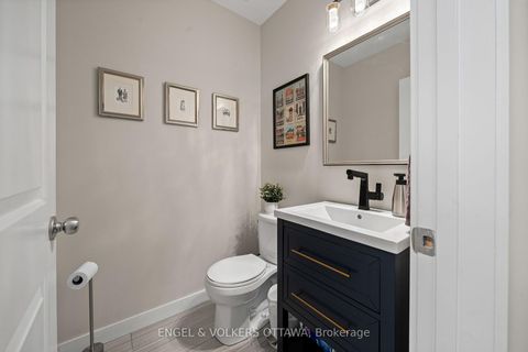 Photo 18 at 267 Sceptre Way, Emerald Meadows/Trailwest, Kanata