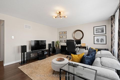 Photo 28 at 267 Sceptre Way, Emerald Meadows/Trailwest, Kanata