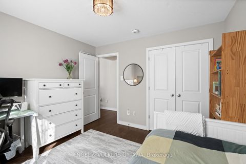 Photo 32 at 267 Sceptre Way, Emerald Meadows/Trailwest, Kanata