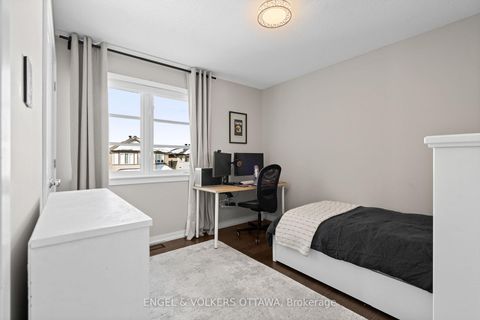 Photo 33 at 267 Sceptre Way, Emerald Meadows/Trailwest, Kanata