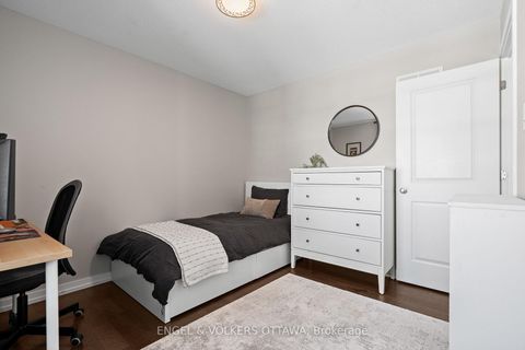 Photo 34 at 267 Sceptre Way, Emerald Meadows/Trailwest, Kanata