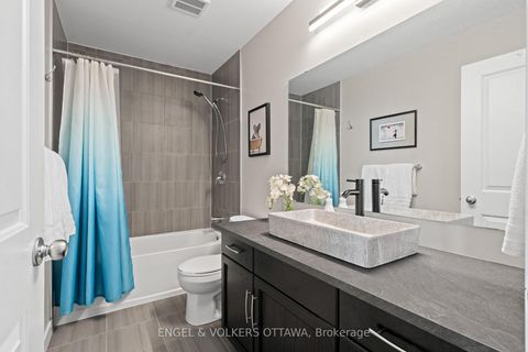 Photo 35 at 267 Sceptre Way, Emerald Meadows/Trailwest, Kanata