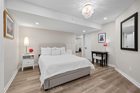 Photo 42 at 267 Sceptre Way, Emerald Meadows/Trailwest, Kanata