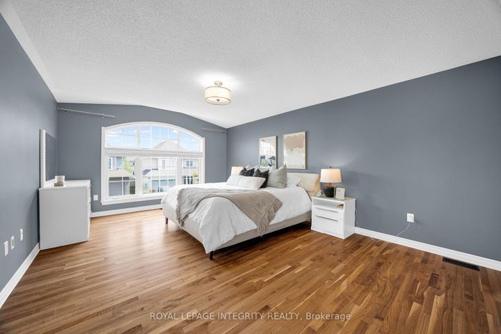 Photo 18 at 514 Carina Crescent, Nepean (Stonebridge), Ottawa