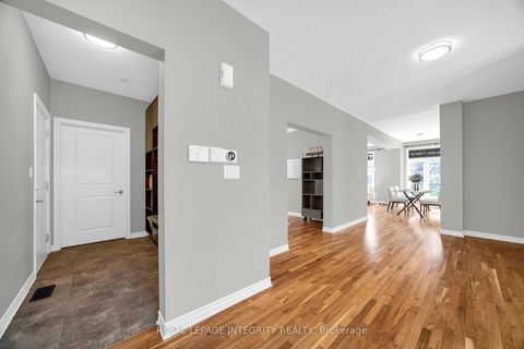 Photo 5 at 514 Carina Crescent, Nepean (Stonebridge), Ottawa