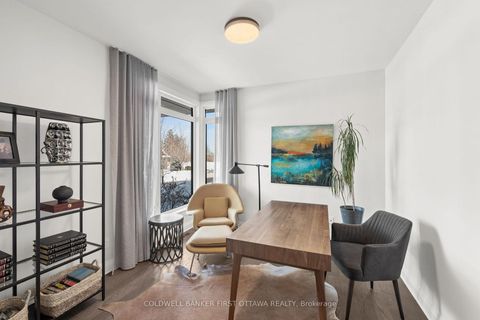 Photo 2 at 222 Kilspindie Ridge, Nepean (Stonebridge), Ottawa
