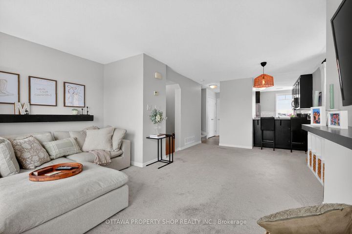 Photo 8 at 3385 Cambrian Road, Nepean (Stonebridge), Ottawa