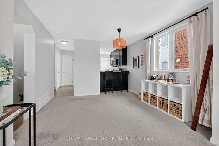 Photo 11 at 3385 Cambrian Road, Nepean (Stonebridge), Ottawa