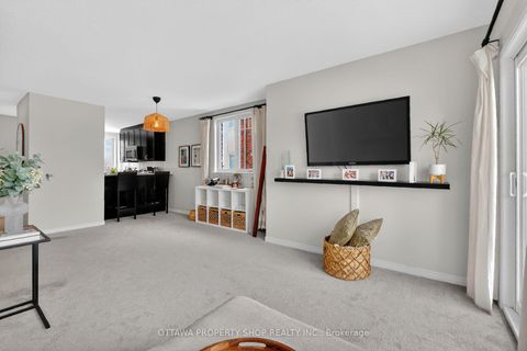 Photo 13 at 3385 Cambrian Road, Nepean (Stonebridge), Ottawa