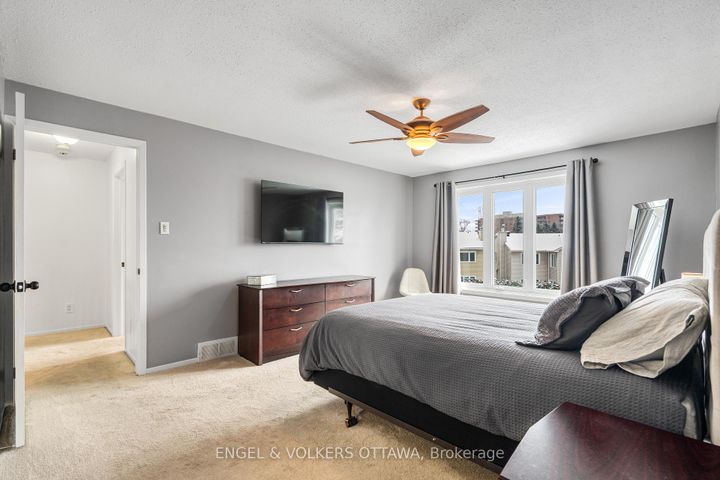 Photo 26 at 29 Valley Ridge Street, Nepean (Borden Farm/Stewart Farm/Carleton Heights/Parkwood Hills), Ottawa