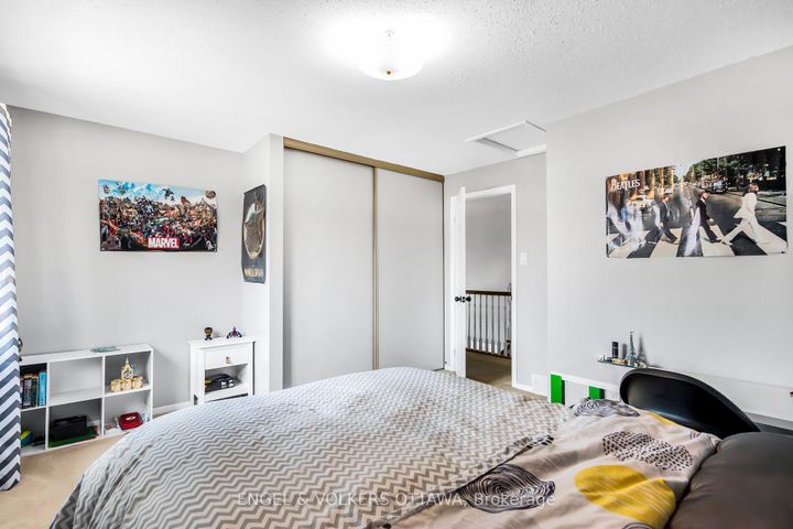 Photo 32 at 29 Valley Ridge Street, Nepean (Borden Farm/Stewart Farm/Carleton Heights/Parkwood Hills), Ottawa