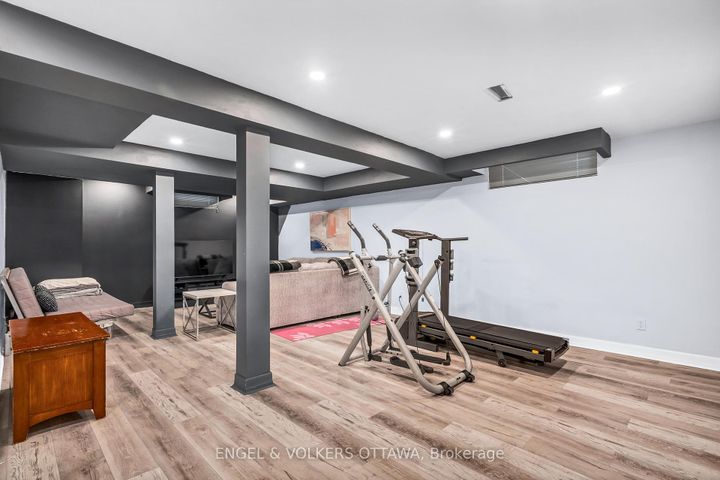 Photo 38 at 29 Valley Ridge Street, Nepean (Borden Farm/Stewart Farm/Carleton Heights/Parkwood Hills), Ottawa