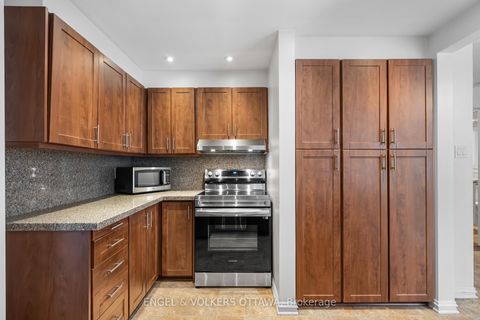 Photo 13 at 29 Valley Ridge Street, Nepean (Borden Farm/Stewart Farm/Carleton Heights/Parkwood Hills), Ottawa