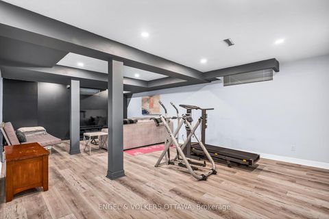 Photo 38 at 29 Valley Ridge Street, Nepean (Borden Farm/Stewart Farm/Carleton Heights/Parkwood Hills), Ottawa