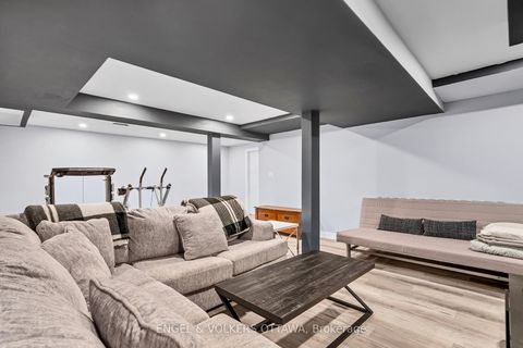 Photo 40 at 29 Valley Ridge Street, Nepean (Borden Farm/Stewart Farm/Carleton Heights/Parkwood Hills), Ottawa