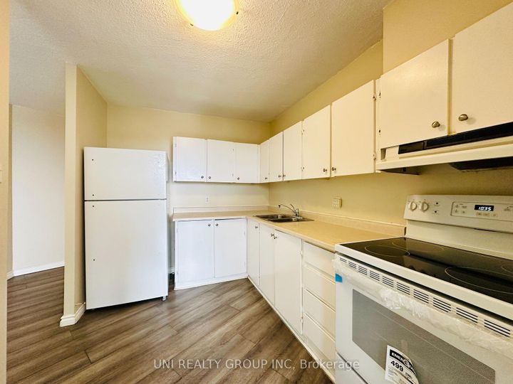 Photo 13 at 1508 - 900 Dynes Road, Nepean (Carleton Square), Ottawa