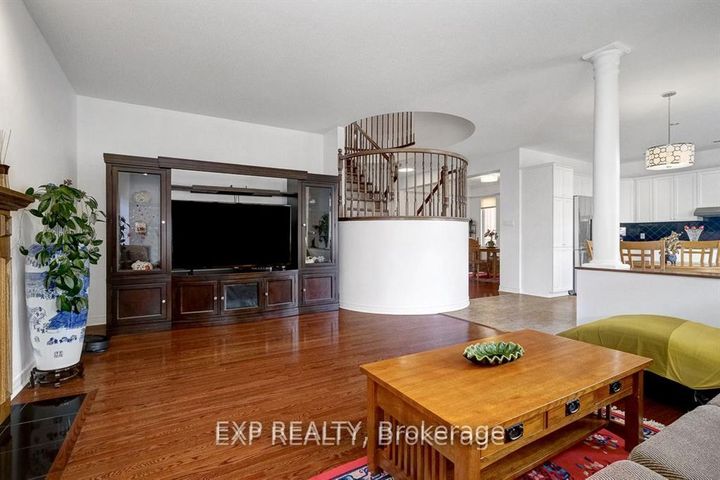 Photo 6 at 122 Rodeo Drive, Nepean (Longfields), Ottawa