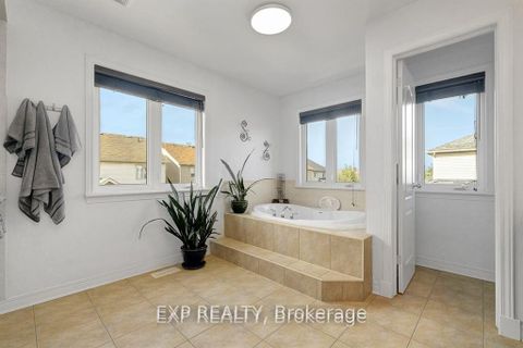 Photo 26 at 122 Rodeo Drive, Nepean (Longfields), Ottawa