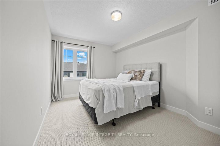 Photo 22 at 705 Chromite Private, Nepean (Heritage Park), Ottawa
