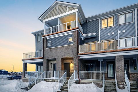 Photo 1 at 705 Chromite Private, Nepean (Heritage Park), Ottawa