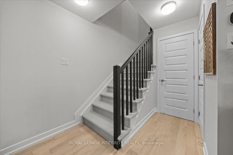 Photo 16 at 705 Chromite Private, Nepean (Heritage Park), Ottawa