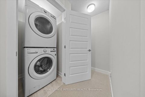 Photo 18 at 705 Chromite Private, Nepean (Heritage Park), Ottawa