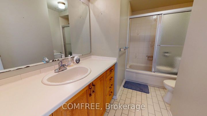 Photo 12 at 22 Arbordale Crescent, Nepean (Centrepointe), Ottawa