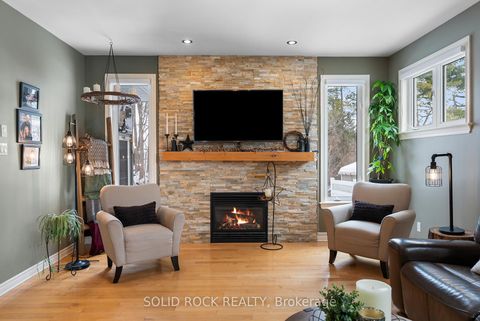 Photo 11 at 182 Arthur Street, Arnprior