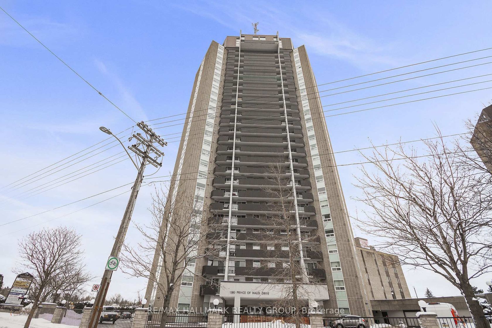 109 - 1380 Prince Of Wales Drive, Nepean (Carleton Square), Ottawa 
