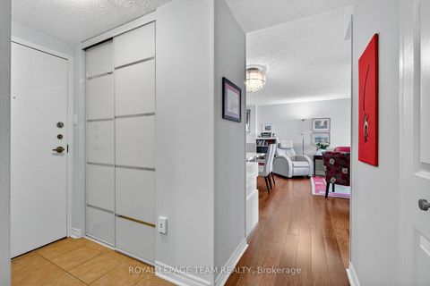 Photo 6 at 1801 - 530 Laurier Avenue W, Ottawa Centre